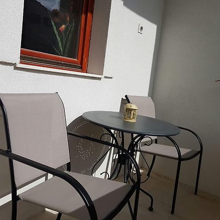 Apartment Vice Mali Split Exterior photo