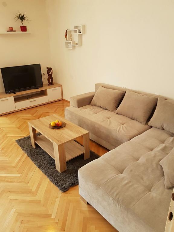 Apartment Vice Mali Split Exterior photo