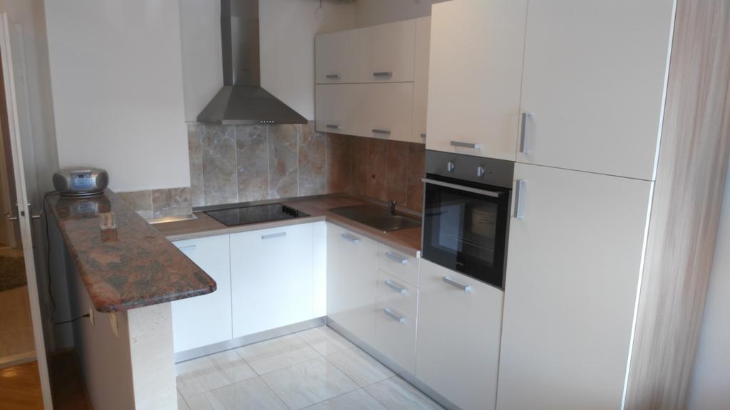 Apartment Vice Mali Split Exterior photo