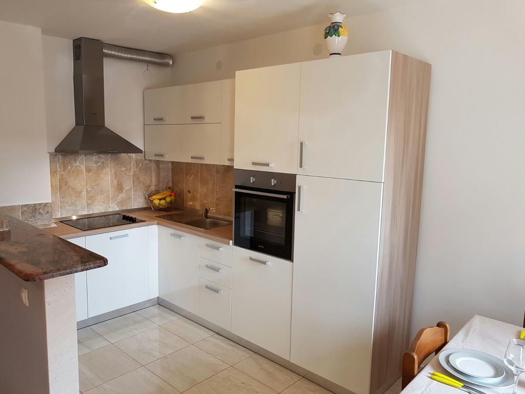 Apartment Vice Mali Split Exterior photo