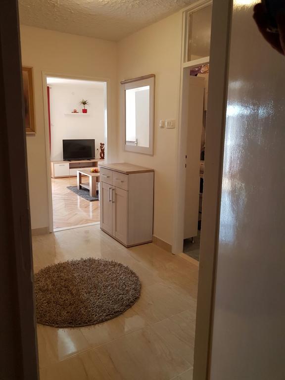 Apartment Vice Mali Split Exterior photo