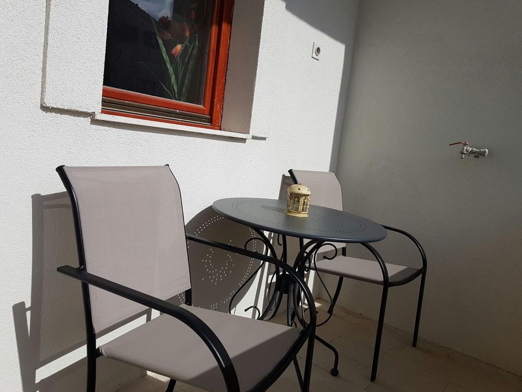 Apartment Vice Mali Split Exterior photo